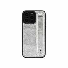 Upload image to Gallery viewer, UMBI GLAM. Kişiselleştirilebilir Deri iPhone Kılıfı - Silver/Silver