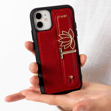 Görseli Galeri görüntüleyiciye yükleyin, YOUZ. Kişiselleştirilebilir Deri iPhone Kılıfı - Red/Gold