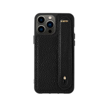 Görseli Galeri görüntüleyiciye yükleyin, YOUZ. Kişiselleştirilebilir Deri iPhone Kılıfı - Black/Gold